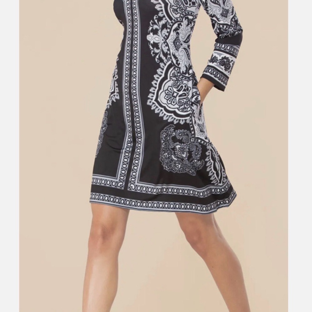 Hale Bob Black and White Long Sleeve Paisley Dress like new! Size S